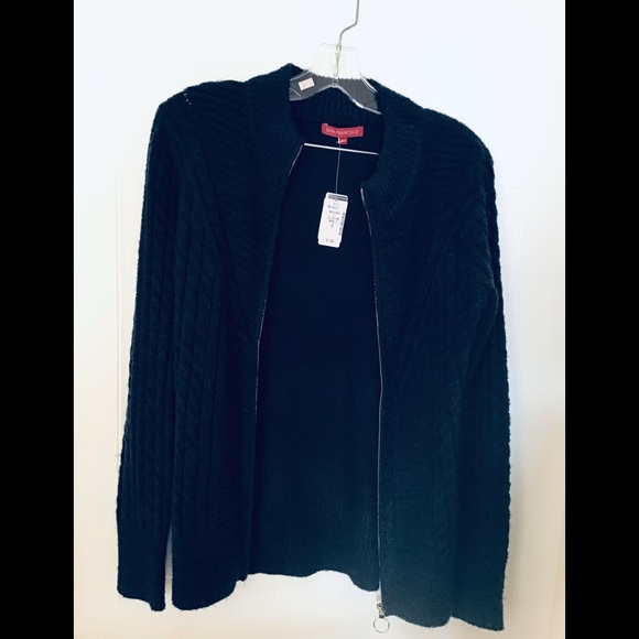 Cardigan - Picture 2 of 6